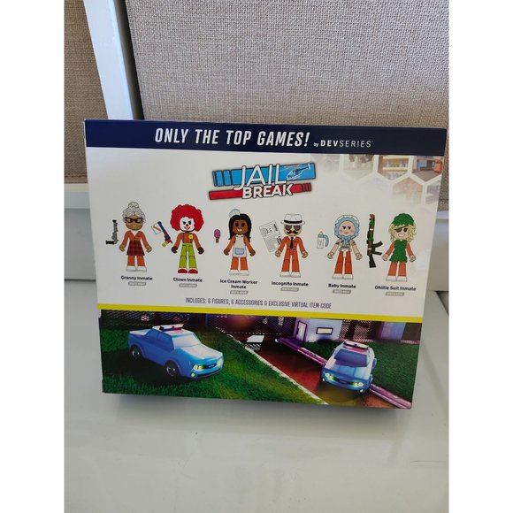Roblox DEVSERIES Jailbreak Hiding In Plain Sight 6 Action Figures Virtual Code - Picture 2 of 6